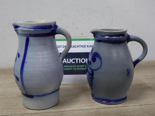 Set van 2 Vintage Keulse Waterkannen, Antiek en Kunst, Antiek | Servies compleet