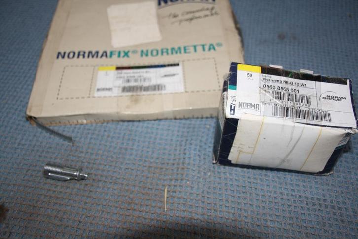 Spanband op de rol 30 meters + 50 spanschroeven, Doe-het-zelf en Bouw, IJzerwaren en Bevestigingsmiddelen, Nieuw, Ophalen of Verzenden