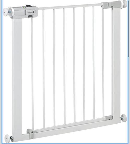 Safety 1st Easy Close Metal Gate, Barrière escalier enfant, Kinderen en Baby's, Traphekjes, Zo goed als nieuw, Klemhekje, Ophalen of Verzenden