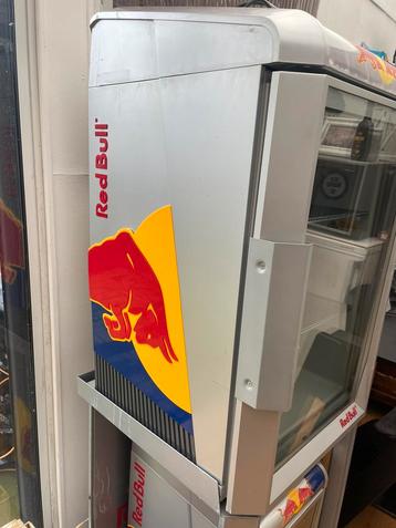Redbull frigo groot model INCL. Tafel  - Red Bull koelkast