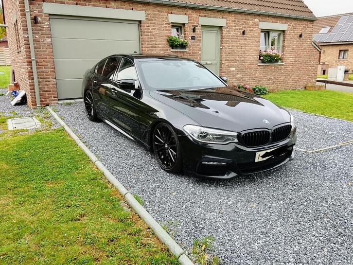 BMW 520D 2018 pack M 285000km, Auto's, BMW, Particulier, Head-up Display, Parkeercamera, Diesel, Automaat, Leder, Ophalen
