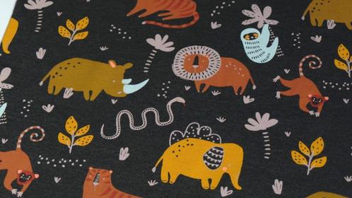 Promo! 5641) 145x50cm tricot leeuw tijger aap antraciet, Hobby en Vrije tijd, Stoffen en Lappen, Nieuw, Katoen, 120 cm of meer