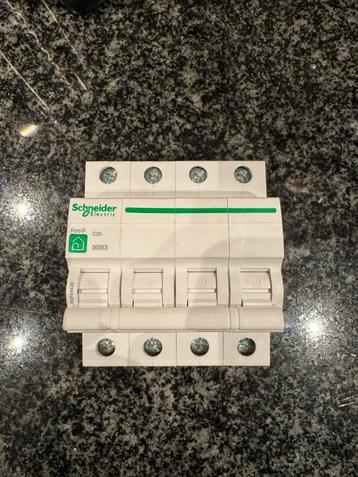 Schneider Electric automatique 4 pôles 20A - Nouveau, Enlèvement ou Envoi, Neuf, Autres types