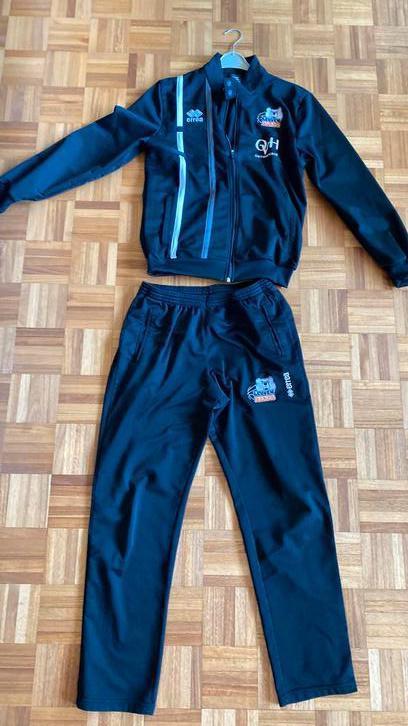 Zwart Errea trainingspak “Leuven Bears”, maat S, Kleding | Heren, Sportkleding, Gedragen, Overige typen, Maat 46 (S) of kleiner