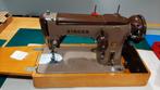 vintage Singer naaimachine met koffer en toebehorenen, Ophalen