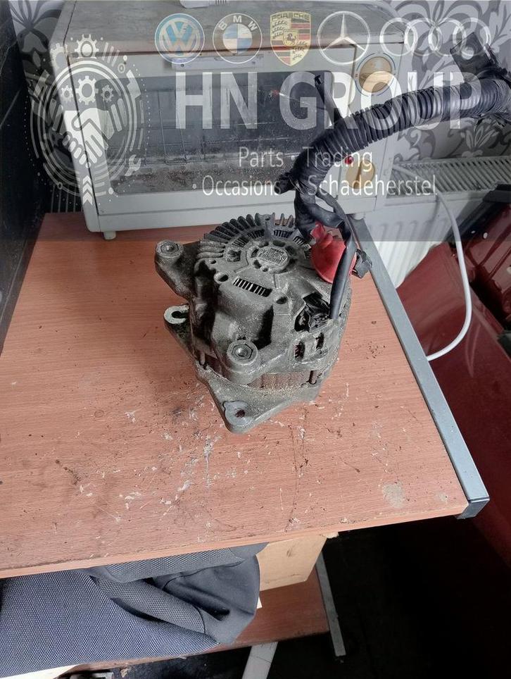 Dynamo Nissan/Datsun X-Trail (T31) (2007 - 2013), Autos : Pièces & Accessoires, Moteurs & Accessoires, Nissan, Utilisé, Enlèvement ou Envoi