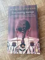 Marcus Stevens: Een nuttig meisje, Ophalen of Verzenden, Gelezen