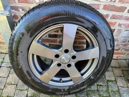 Continental Winterbanden op Dezent velg 215/65 R16, Auto-onderdelen, Banden en Velgen, Banden en Velgen, Winterbanden, 16 inch