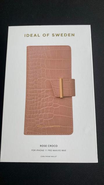Coque Iphone 11 pro max et xs max  disponible aux enchères