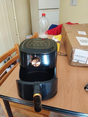 Bonjour je vends un air frayer nouveau, Electroménager, Enlèvement, Neuf, Friteuse à air, 750 à 999 grammes