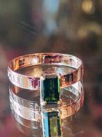Gouden ring met toermalijn 0,85 kt, Ophalen of Verzenden, Zo goed als nieuw, 17 tot 18, Met edelsteen