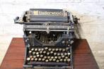 Vintage Underwood typemachine, Ophalen