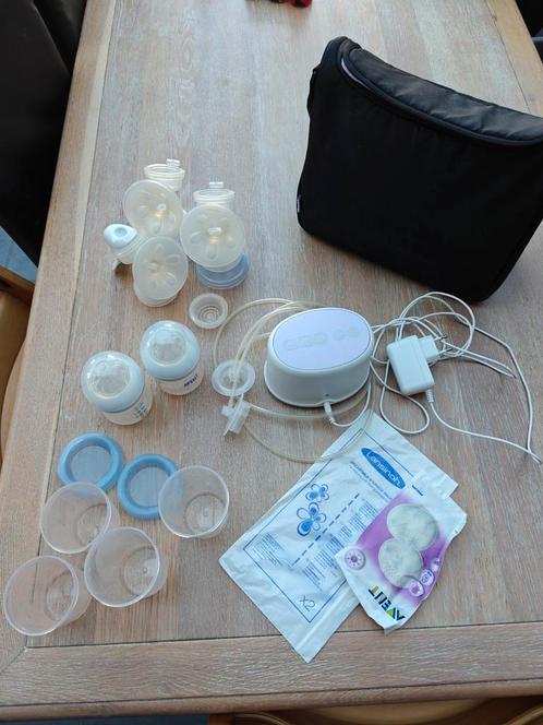 Dubbele elektrische borstkolf, Kinderen en Baby's, Babyvoeding en Toebehoren, Zo goed als nieuw, Borstkolf, Ophalen