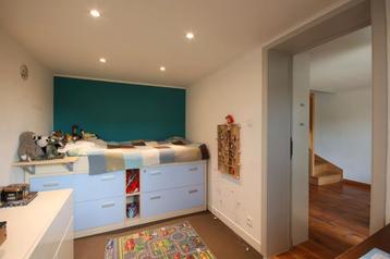 Bed met veel bergruimte! beschikbaar voor biedingen