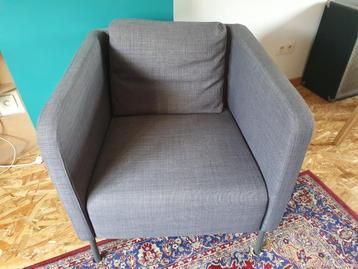 Petit fauteuil de salon IKEA beschikbaar voor biedingen