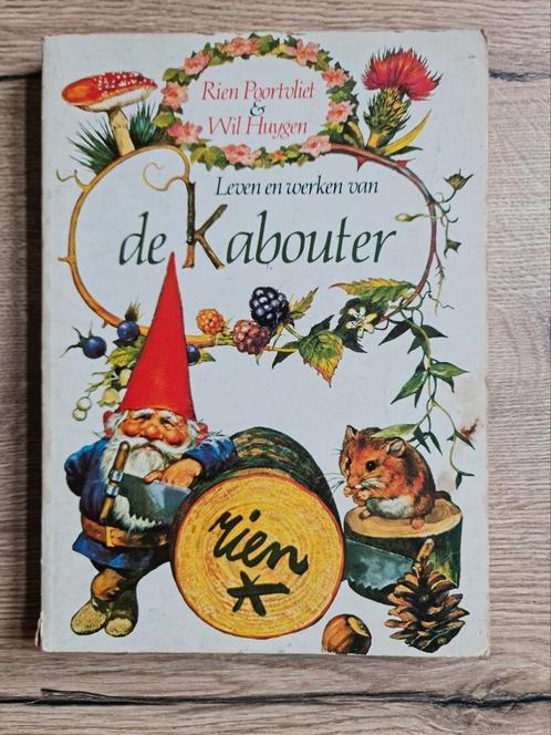 Boek : Leven en werken van de Kabouter / Rien poortvliet, Boeken, Sprookjes en Fabels, Zo goed als nieuw, Ophalen of Verzenden