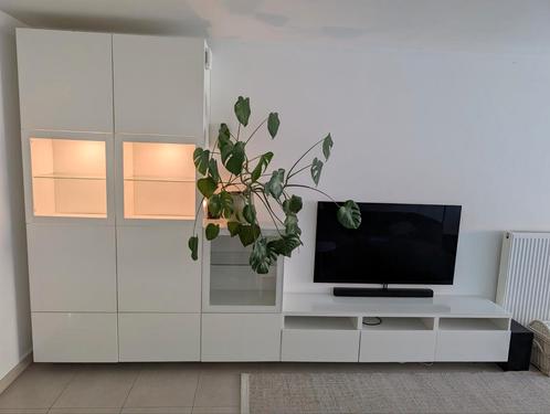 Zeer groot wandmeubel / tv meubel Ikea Besta., Huis en Inrichting, Kasten |Televisiemeubels, Zo goed als nieuw, Ophalen
