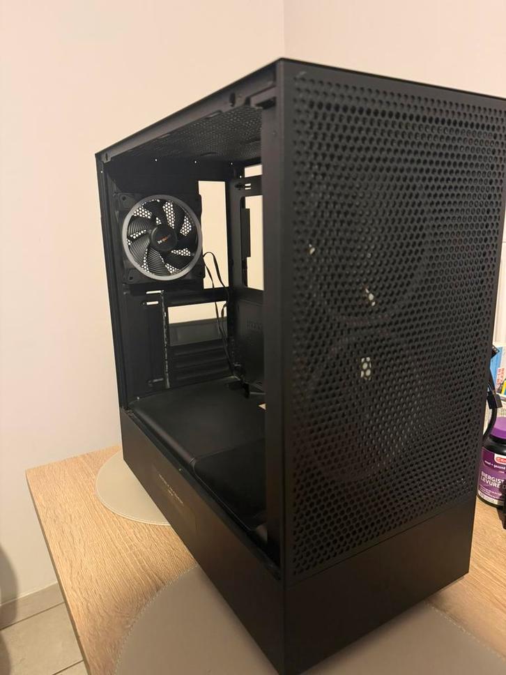NZXT H5 Flow zwart + Be Quiet light wings fans, Computers en Software, Computerbehuizingen, Zo goed als nieuw, Ophalen