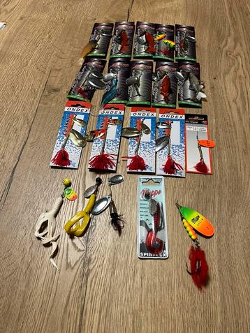 Kunstaas spinners beschikbaar voor biedingen