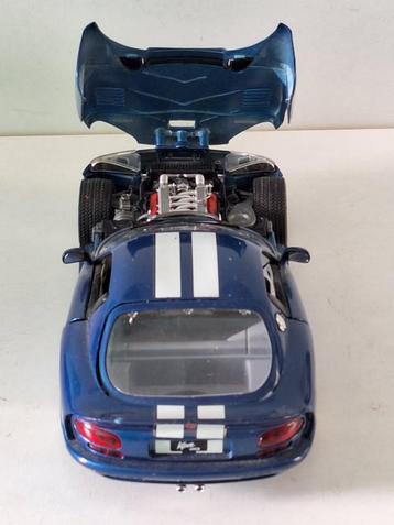 Modèle réduit DOGGE VIPER GTS 1/18 Burago beschikbaar voor biedingen