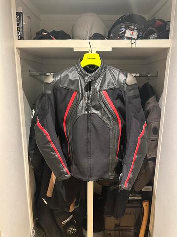 Ducati motorpak 2 delig dainese maat 52, Motoren, Ophalen, Combipak, Dames, Ducati