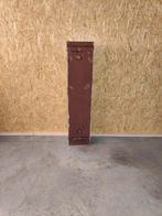 Lockerkast – Street Art Design – 1960s Industriële stijl, Gebruikt, Warandestraat 51, Nazareth, Info@keukiesshop.com, Industrieel Vintage