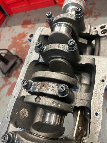 Escort mk1 mk2 beschikbaar voor biedingen