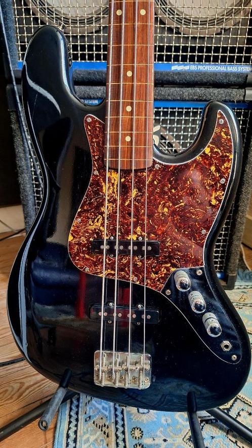 Fernandes „The Revival” JazzBass Fretloos, Muziek en Instrumenten, Snaarinstrumenten | Gitaren | Bas, Gebruikt, Elektrisch, Fretloos