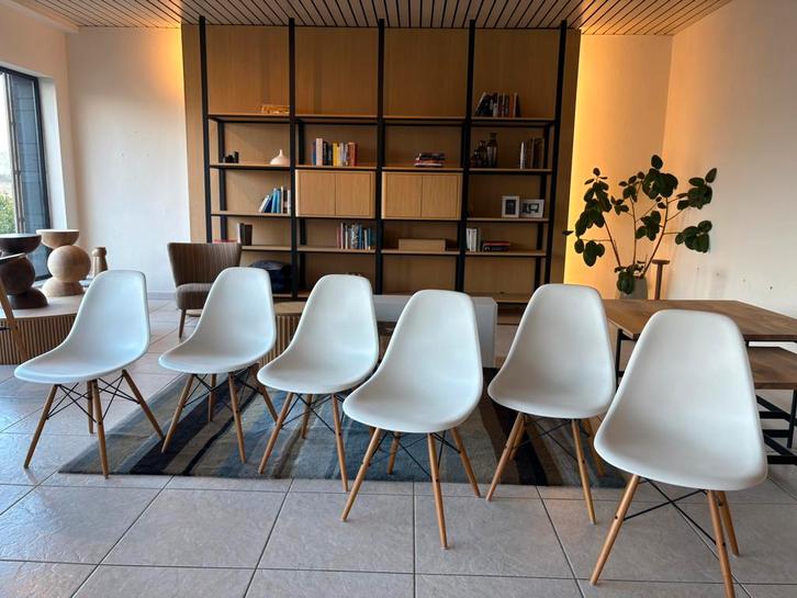 Vitra eames origineel, Huis en Inrichting, Stoelen, Zo goed als nieuw, Vijf, Zes of meer stoelen, Overige materialen, Wit, Ophalen