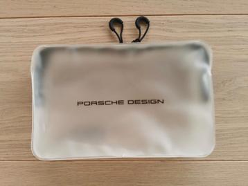 Hoesje Porsche Design beschikbaar voor biedingen