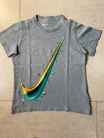 Mooi T-shirt Nike 122, Chemise ou À manches longues, Utilisé, Garçon, Enlèvement ou Envoi