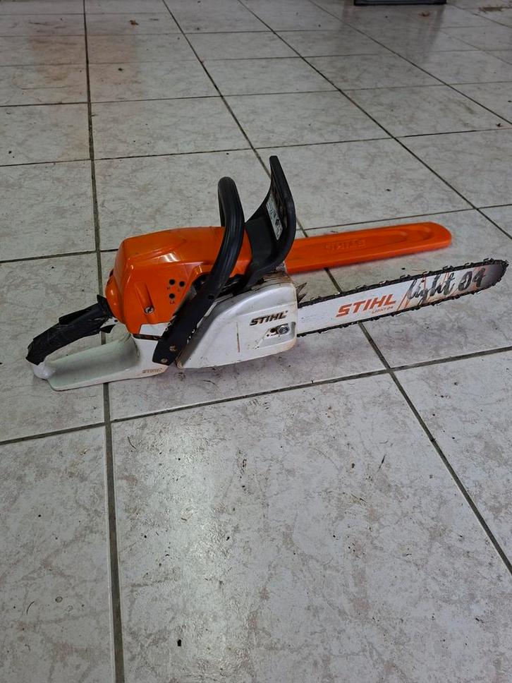 Stihl MS251, zeer goede staat, krachtige zaag!, Doe-het-zelf en Bouw, Gereedschap | Zaagmachines, Ophalen