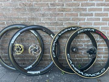 Tubewielen beschikbaar voor biedingen