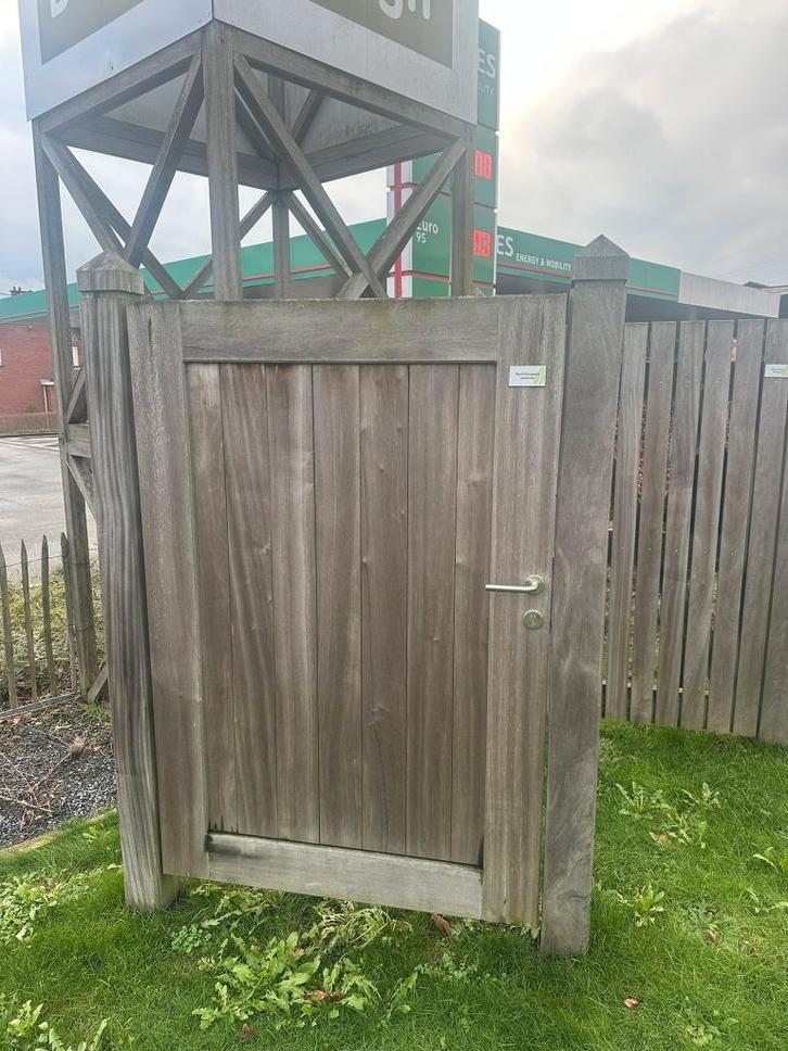 Padouk Poortje, Tuin en Terras, Tuinpoorten, Zo goed als nieuw, Looppoort, Hout, 150 tot 200 cm, 100 tot 150 cm, Ophalen