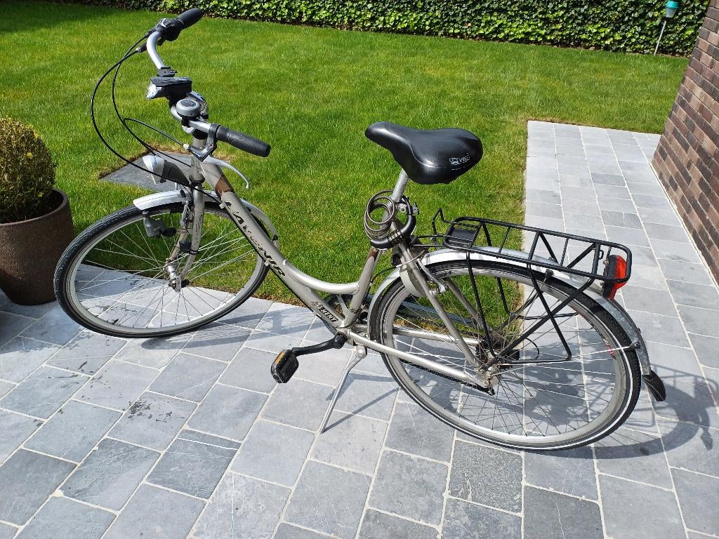 damesfiets l'Avenir, Fietsen en Brommers, Fietsen | Dames | Damesfietsen, Gebruikt, Overige merken, (Extra) lage instap, Versnellingen