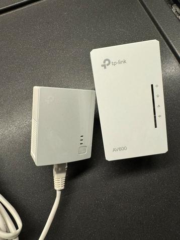 Wifi powerline - TP-link AV600, Computers en Software, Powerlines, Ophalen, Zo goed als nieuw