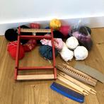 Kinderweefraam met wol, Ophalen, Gebruikt