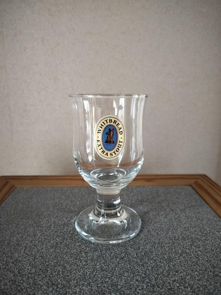 Bierglas Whitbread Extra Stout, Verzamelen, Biermerken, Zo goed als nieuw, Glas of Glazen, Ophalen