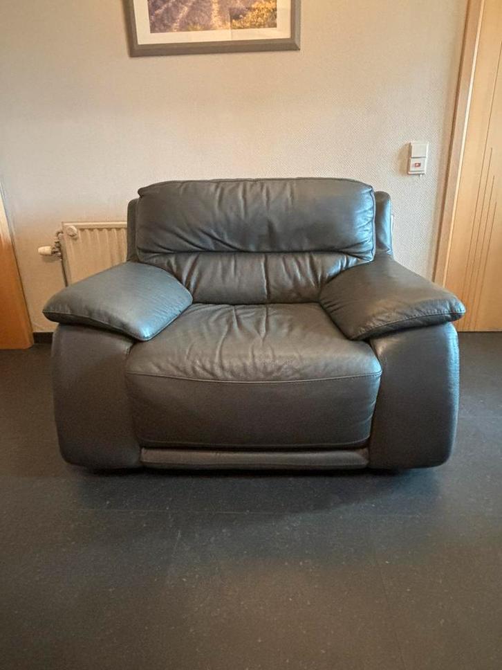 Bruine leren fauteuil 1 pers. Bijna niet gebruikt., Huis en Inrichting, Fauteuils, Zo goed als nieuw, Leer, 100 tot 125 cm, 75 tot 100 cm