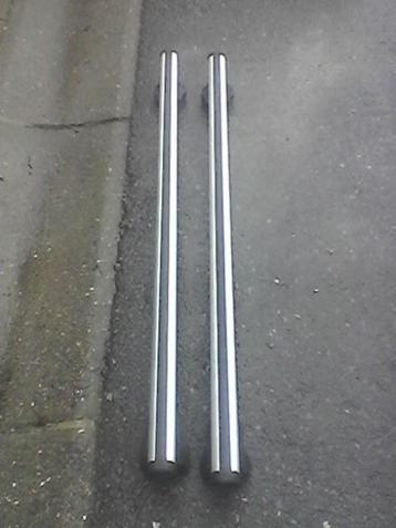 a vendre paire de barre de toit norauto beschikbaar voor biedingen