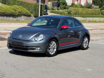Volkswagen Beetle CLUB UITVOERING MET VELE OPTIES (bj 2016) beschikbaar voor biedingen
