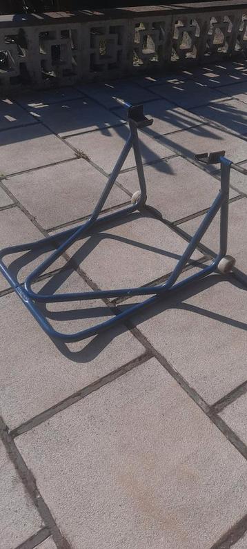 Moto paddockstand, Motoren, Ophalen