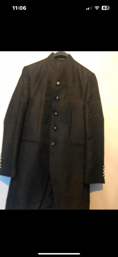 Costume homme Barberini modèle Bonaparte l’élégance neuf, Kleding | Heren, Kostuums en vesten, Zo goed als nieuw, Ophalen of Verzenden