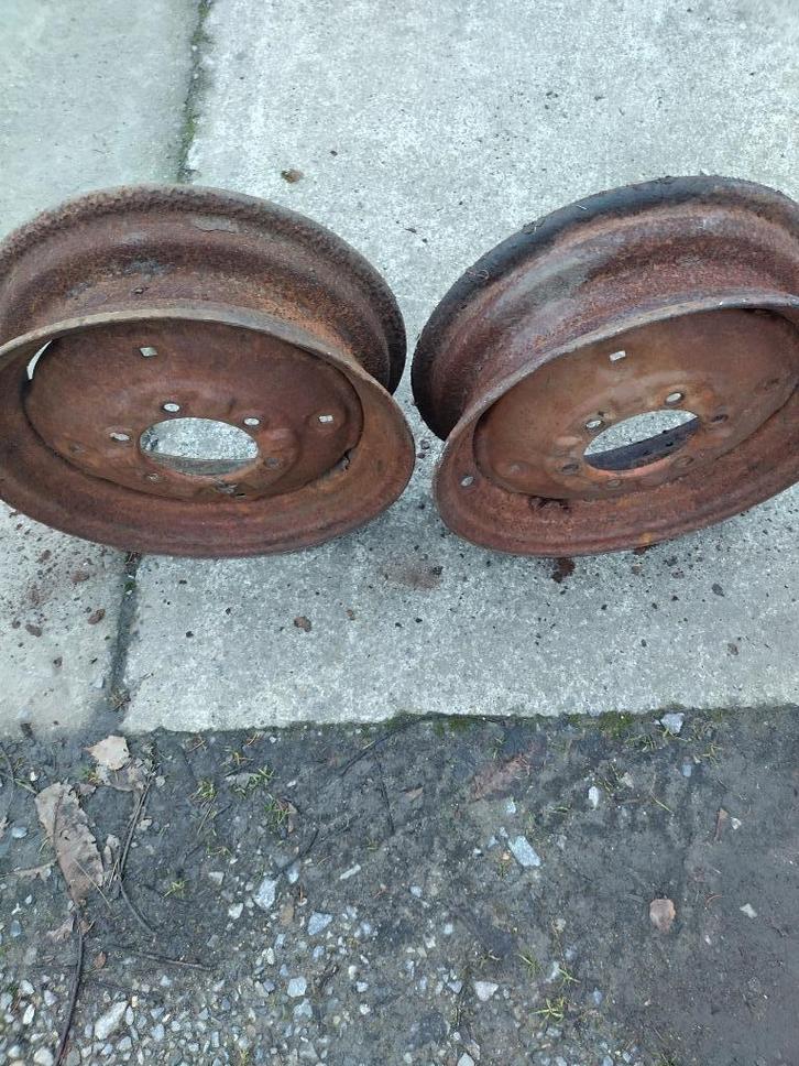 A vendre DifférenteJantes --Garde boue Fhar voir description, Zakelijke goederen, Landbouw | Onderdelen | Banden, Velgen en Assen