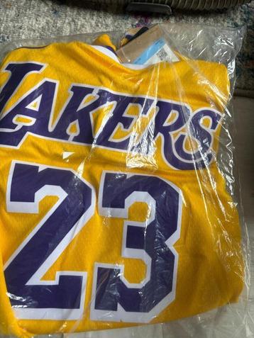 Lakers Basketbalshirt — Gloednieuw (maat M) beschikbaar voor biedingen
