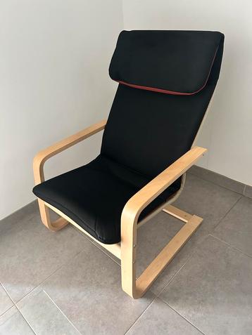 2x stoelen beschikbaar voor biedingen