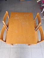 Houten kindertafeltje met 4 houten stoeltjes, Enfants & Bébés, Chambre d'enfant | Tables & Chaises, Enlèvement, Comme neuf