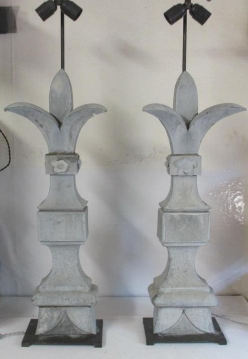 pinacles anciens en zinc transformés en lampe Villier-Levy, Antiquités & Art, Curiosités & Brocante, Enlèvement