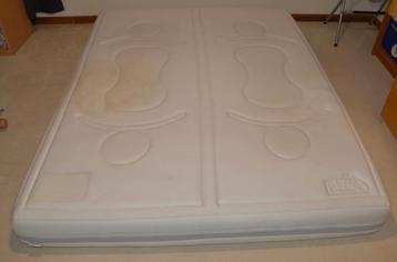 Matelas à donner GRATUIT ! beschikbaar voor biedingen