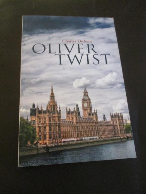 Oliver Twist - Charles Dickens, Boeken, Literatuur, Gelezen, Ophalen of Verzenden